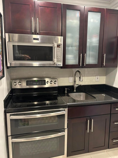 Tiny photo for 6263 NE 19TH Avenue #1024, Fort Lauderdale, FL 33308 (MLS # B26088392)