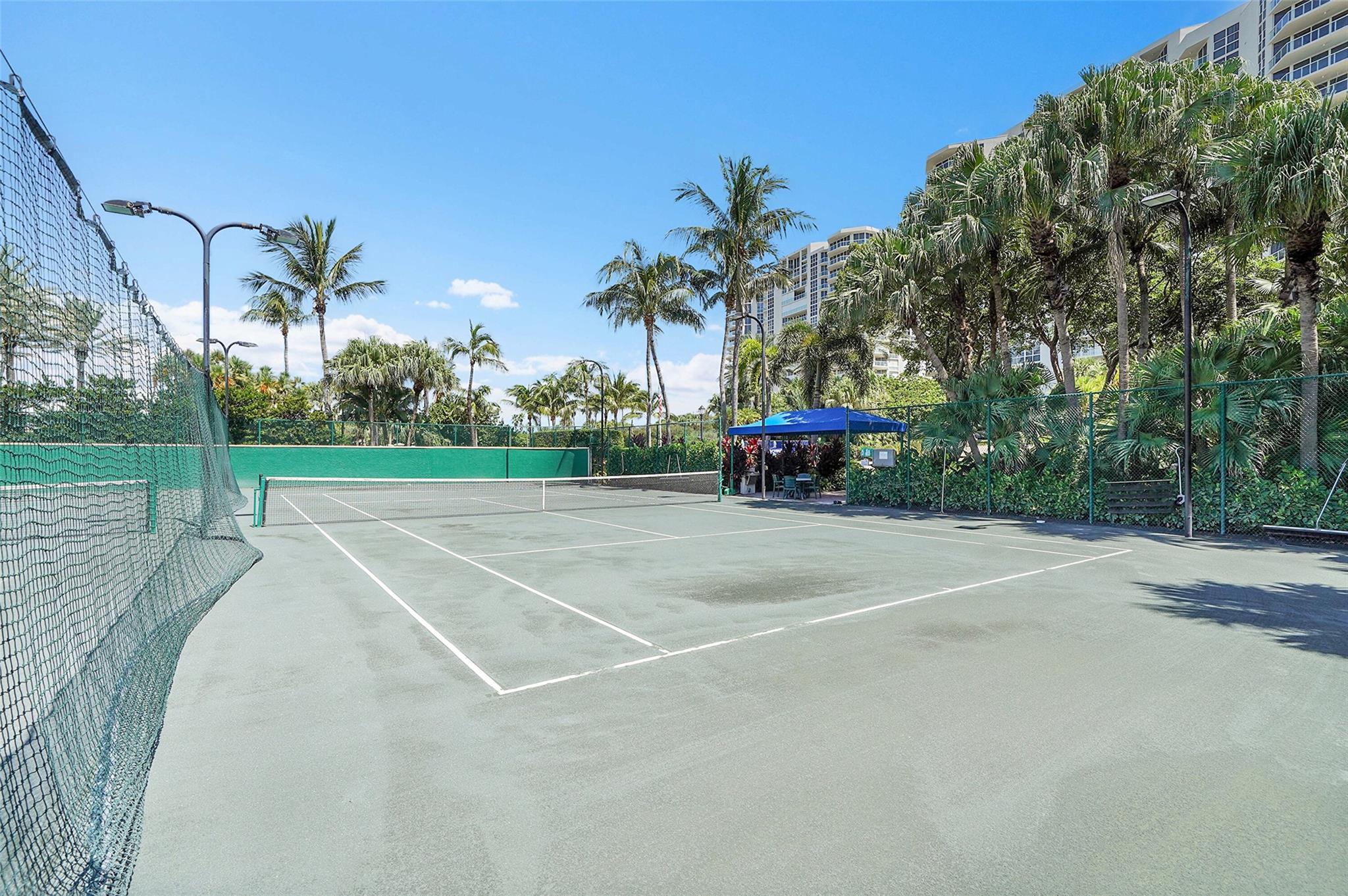 Renaissance On The Ocean - Residential Lease