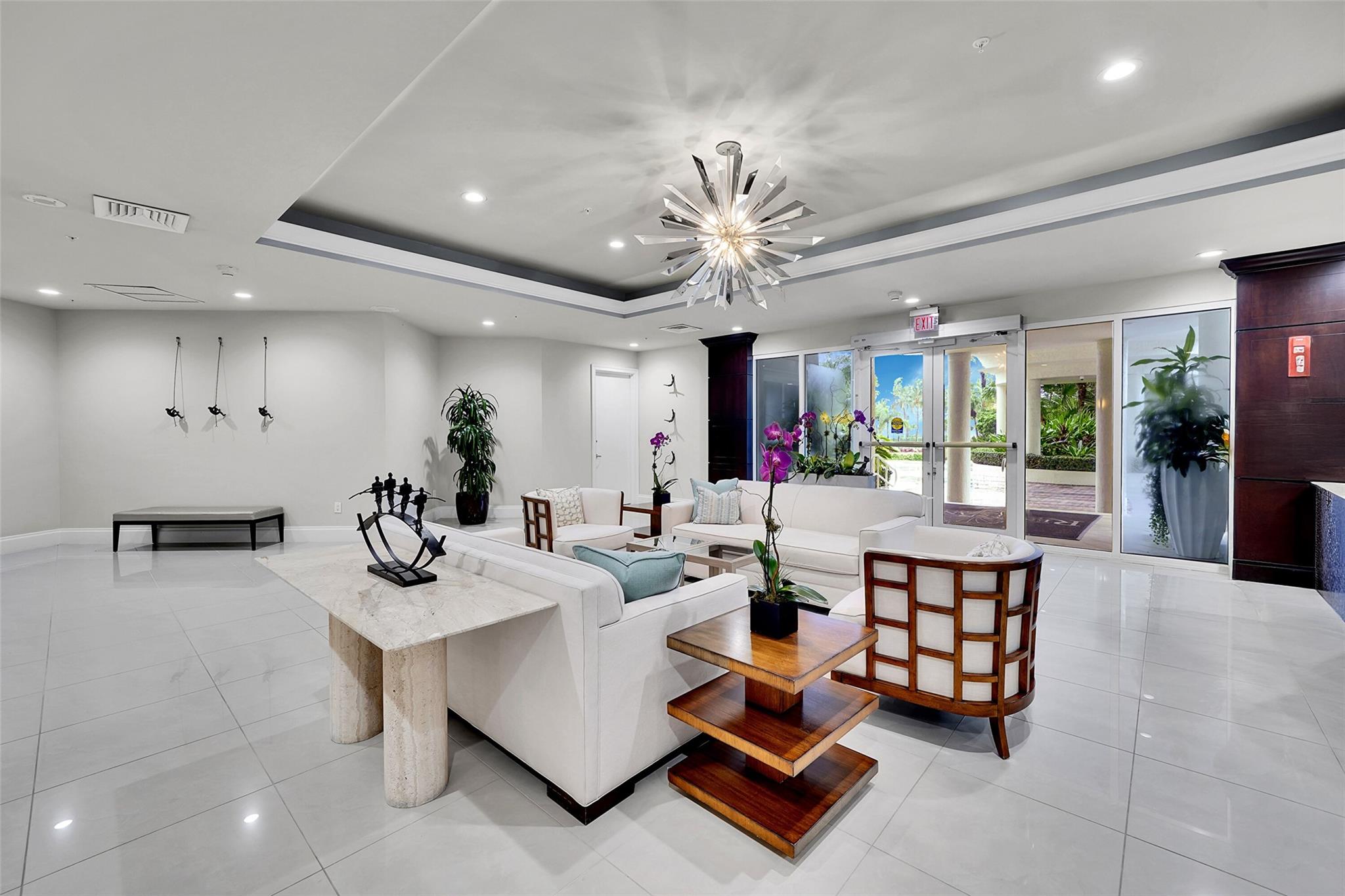 Renaissance On The Ocean - Residential Lease