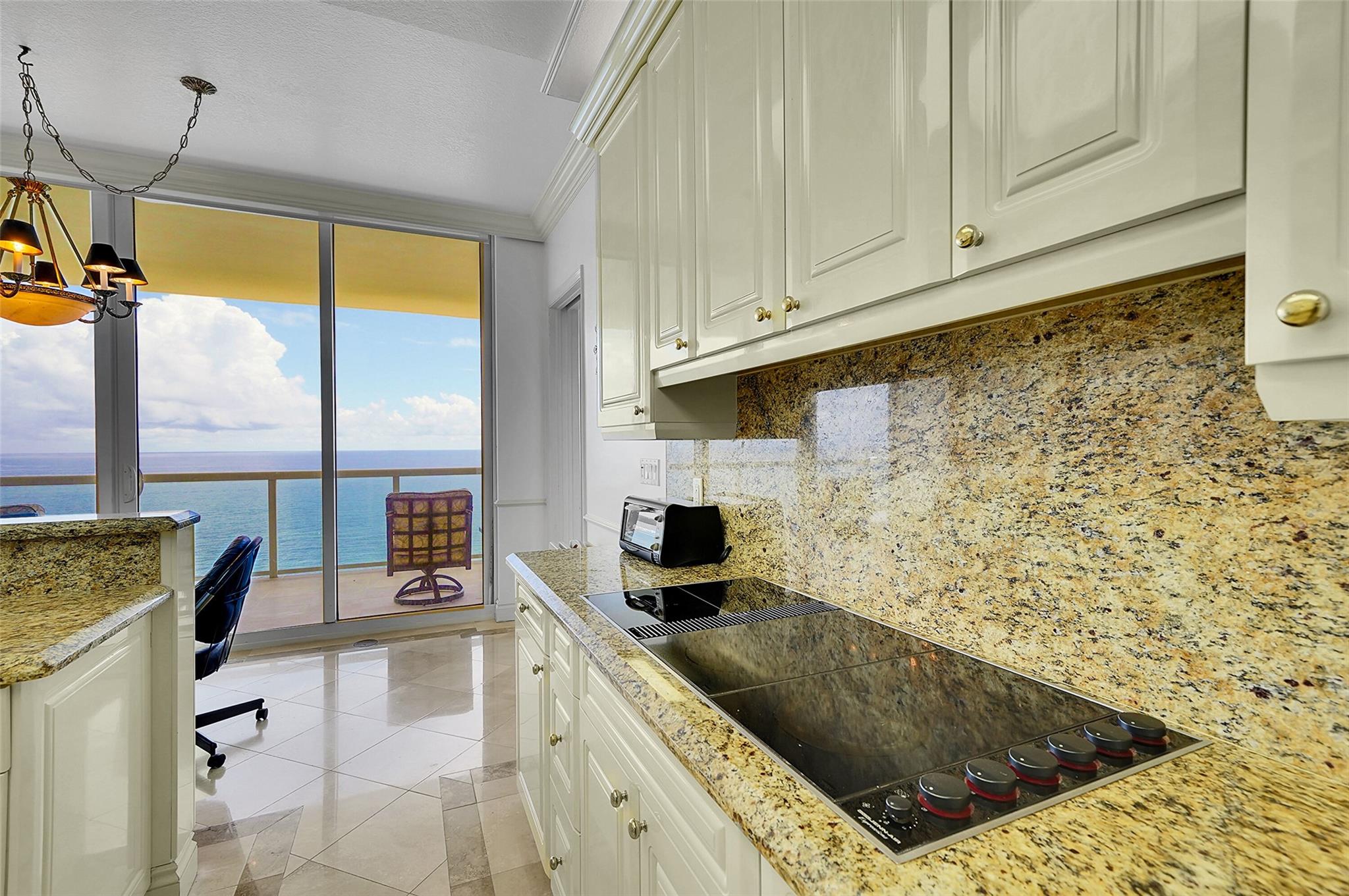 Renaissance On The Ocean - Residential Lease