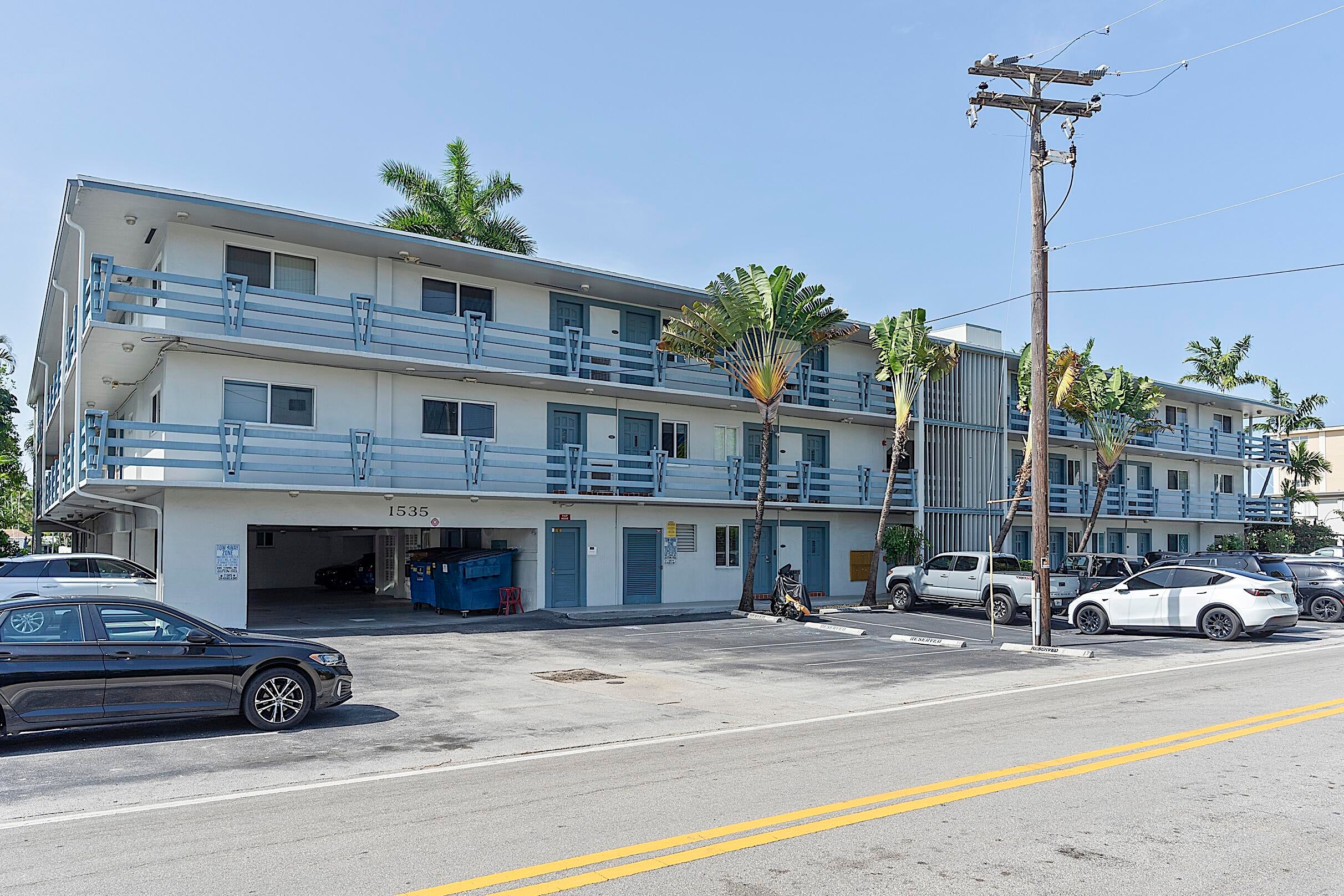1535 SE 15th Street 206