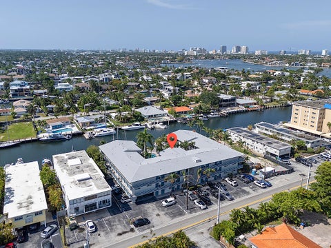 Photo of 1535 SE 15th Street #206, Fort Lauderdale, FL 33316 (MLS # B26046864)