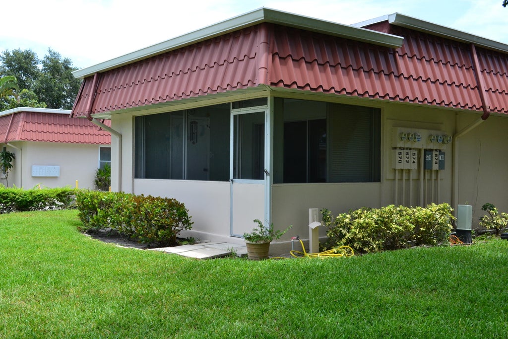 Photo of 570 Laconia Circle, Lake Worth, FL 33467 (MLS # R11130113)