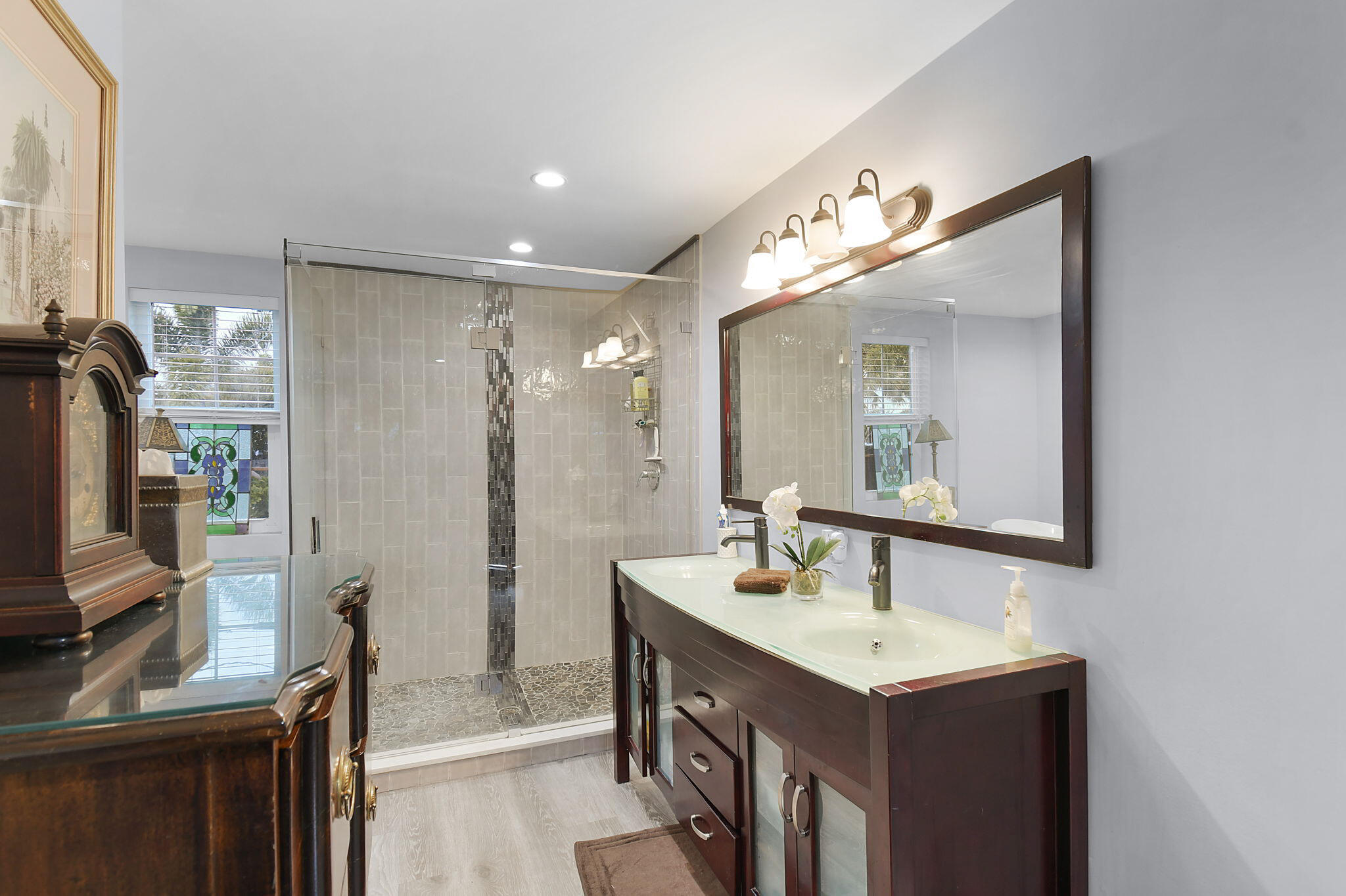 KELSEY CITY - Residential