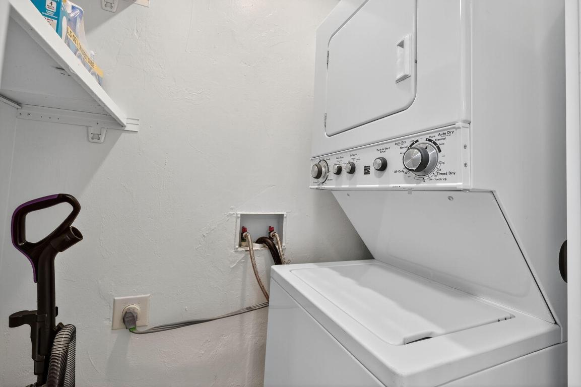 TROPIC ISLE - Residential Income