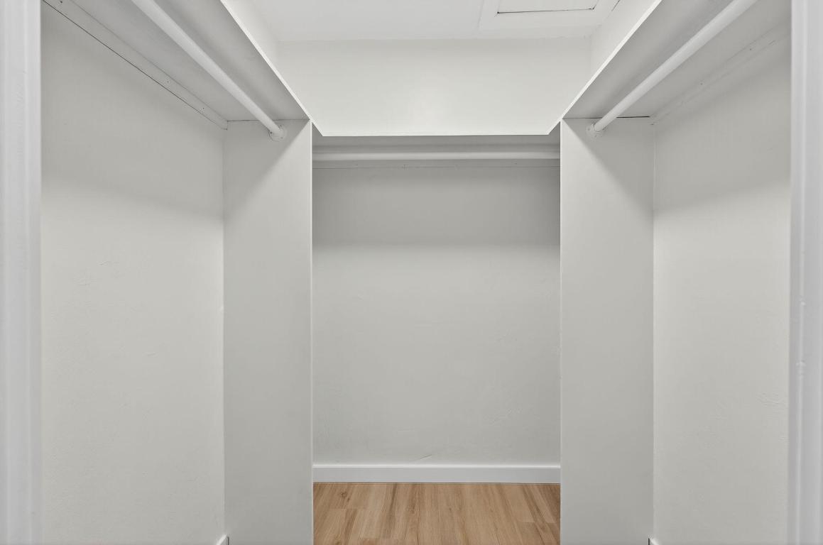 TROPIC ISLE - Residential Income