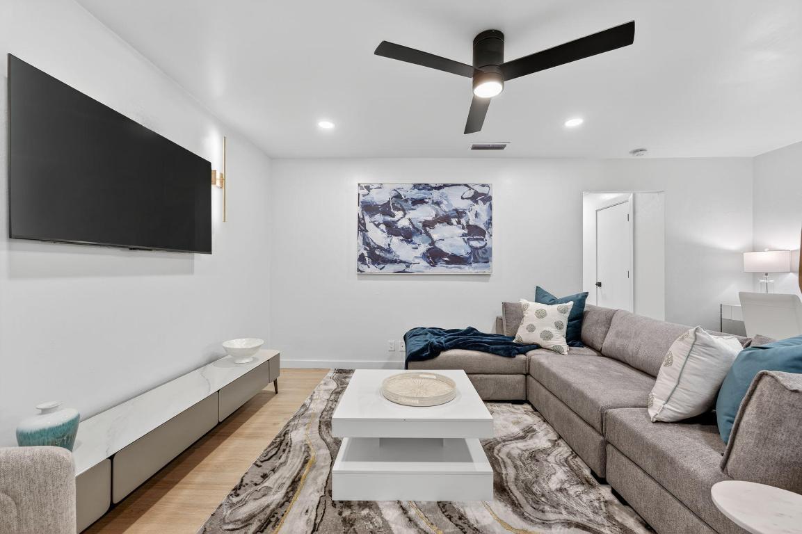 TROPIC ISLE - Residential Income