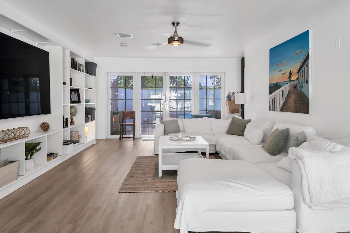 Pompano Isles 27-15 B - Residential Lease