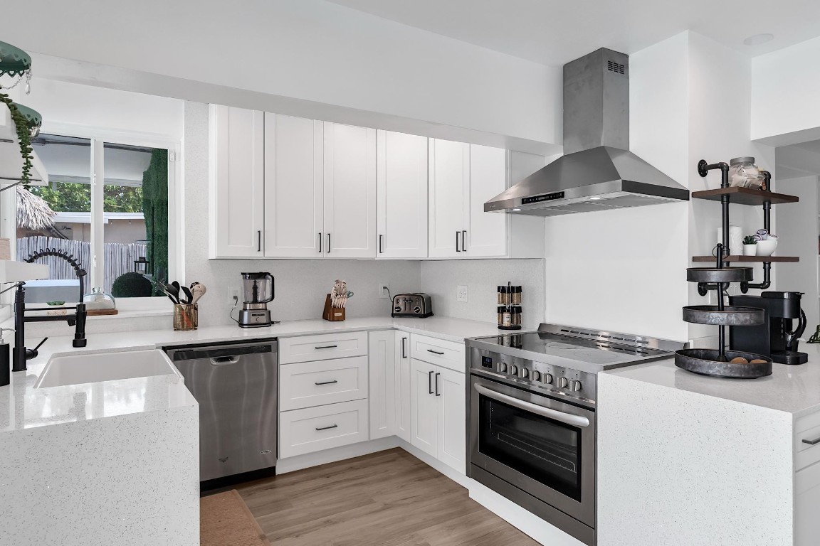 Pompano Isles 27-15 B - Residential Lease