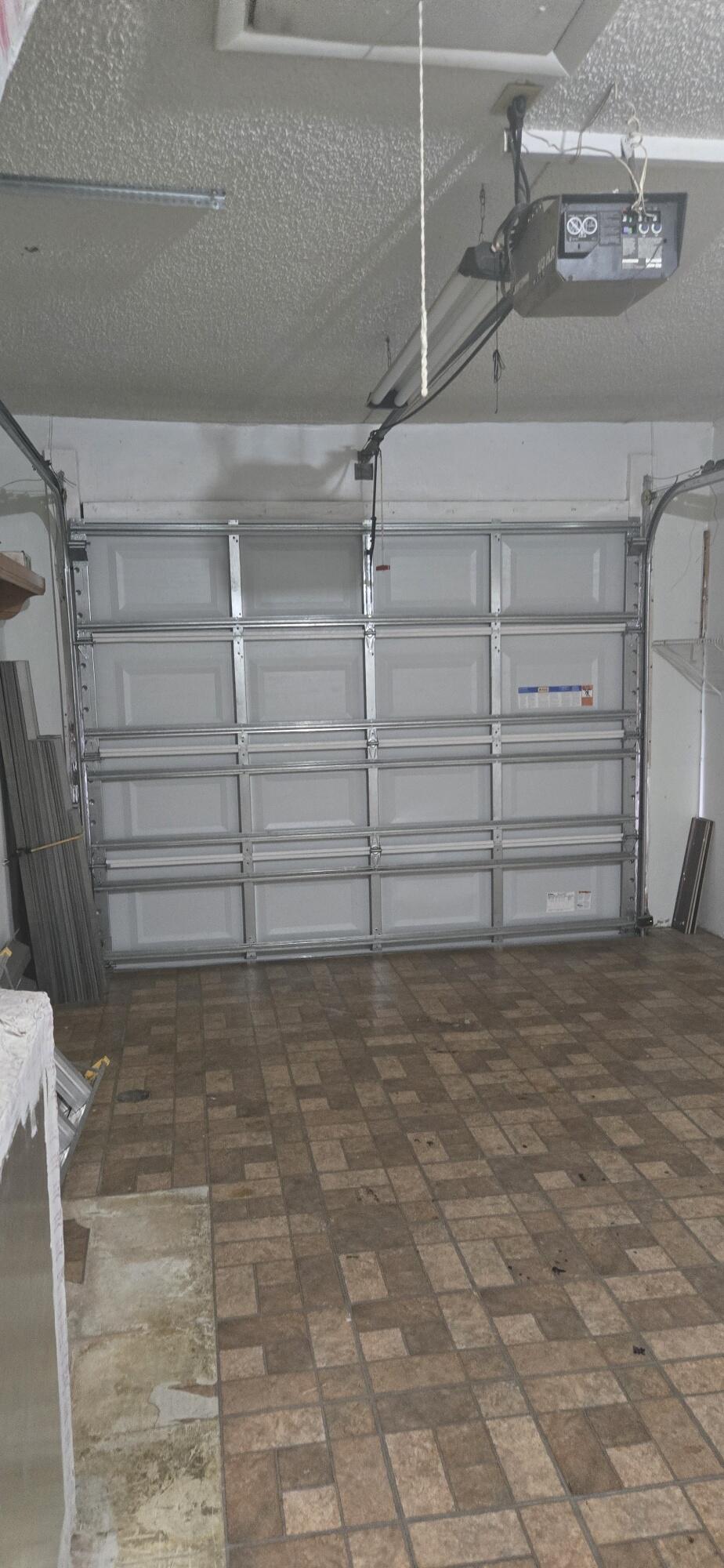 PALM BEACH LEISUREVILLE SEC 9 - Residential Lease