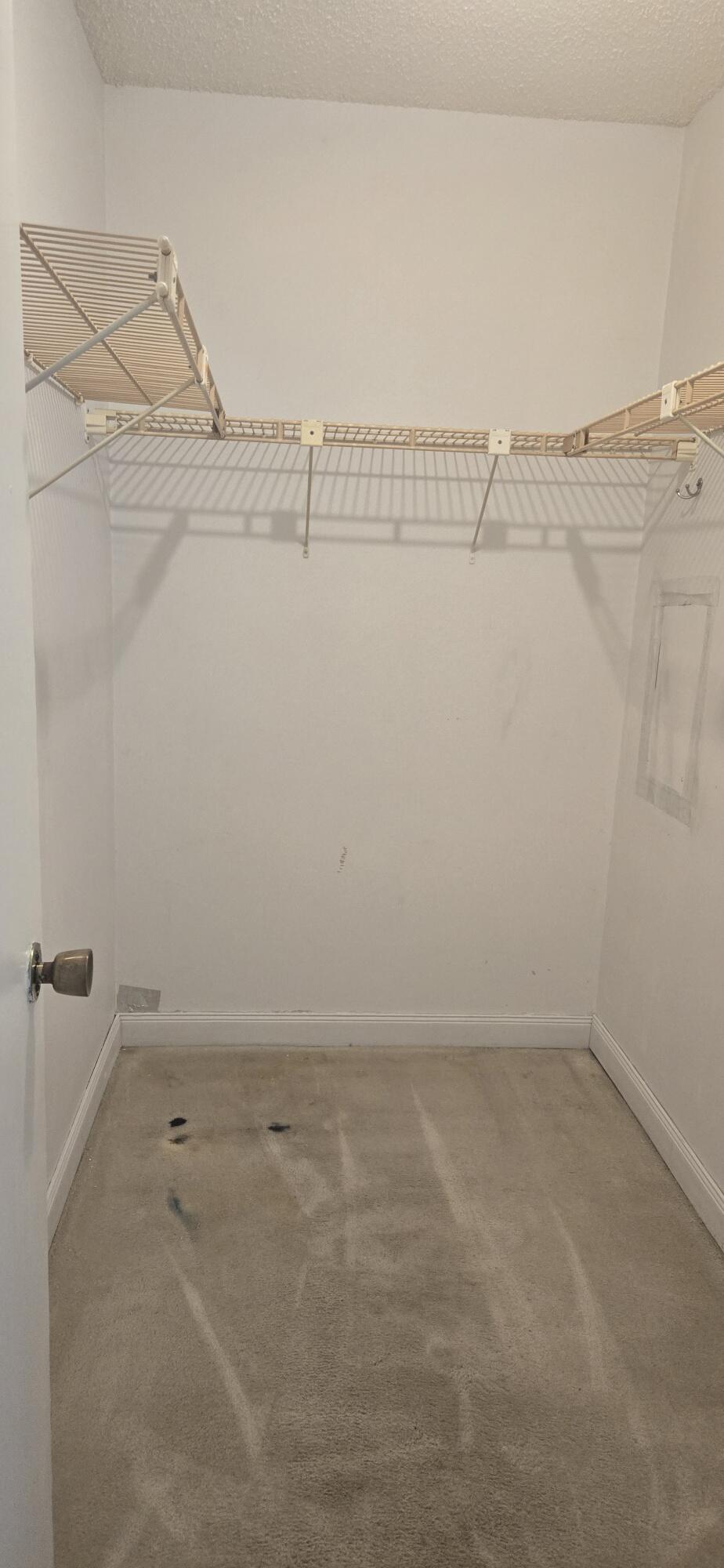 PALM BEACH LEISUREVILLE SEC 9 - Residential Lease