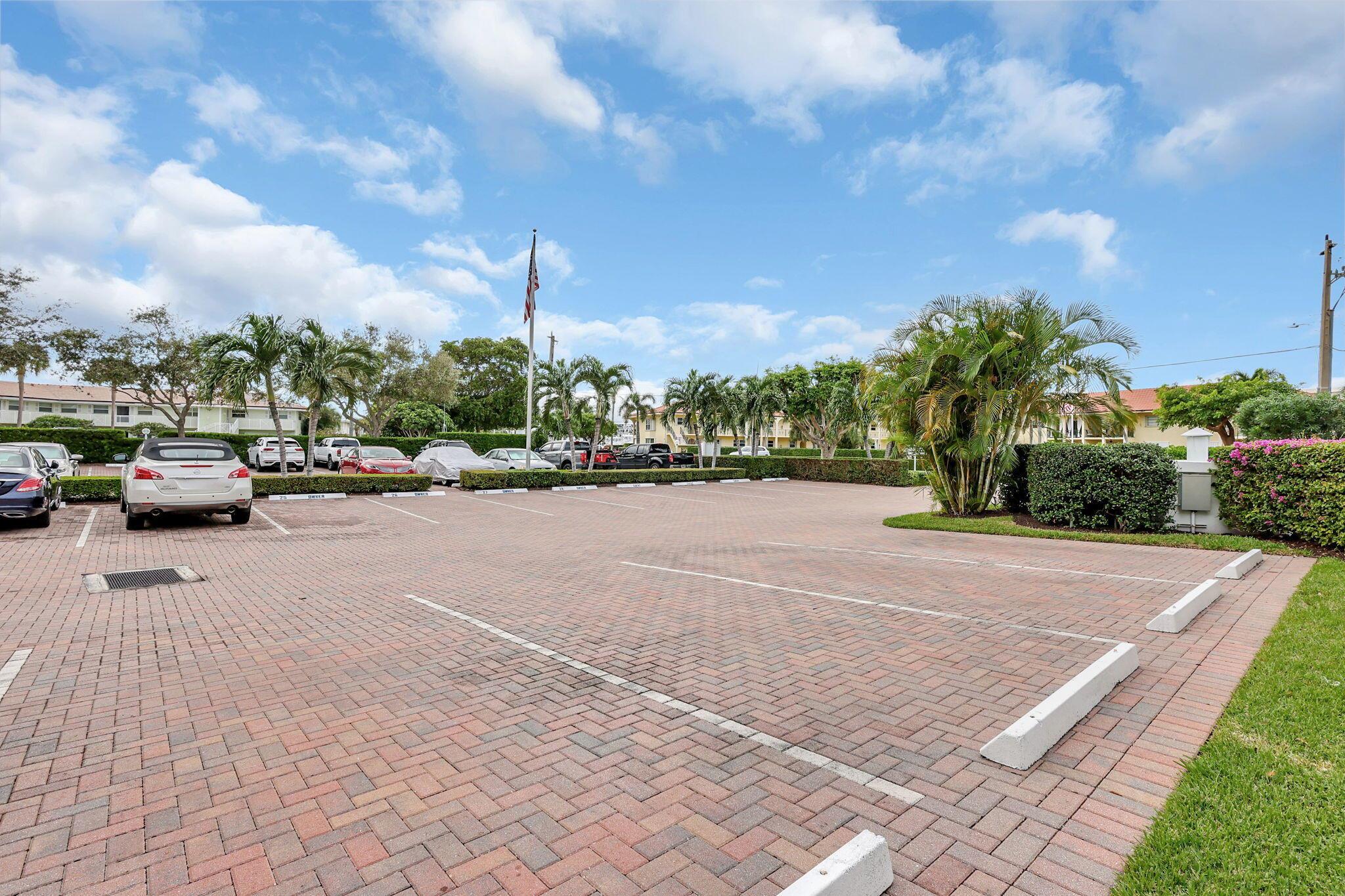 60 Yacht Club Drive 106