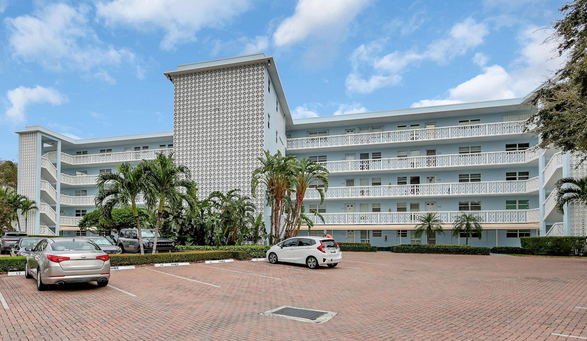 60 Yacht Club Drive 106