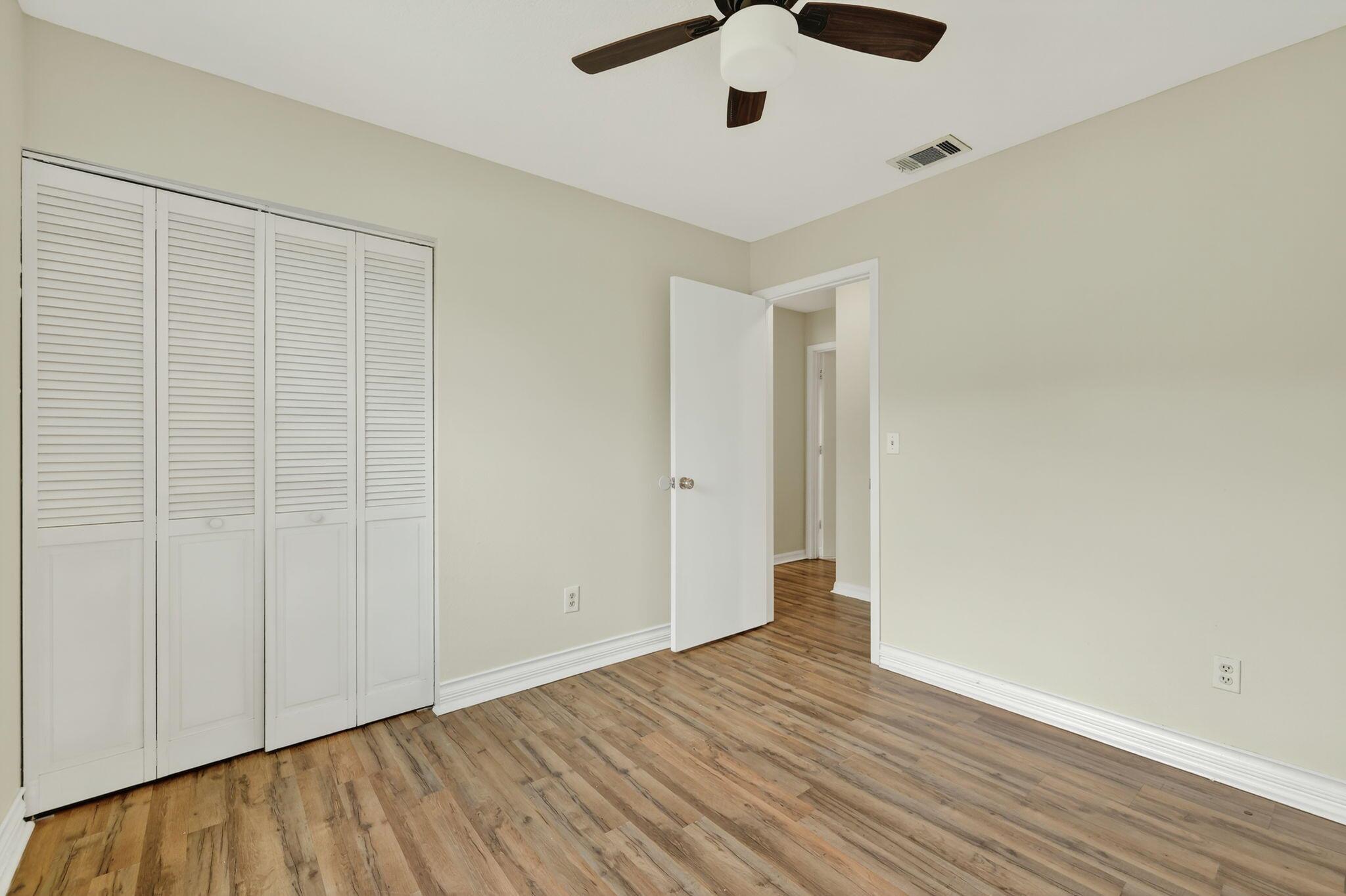 PORT ST LUCIE SECTION 18 - Residential Lease