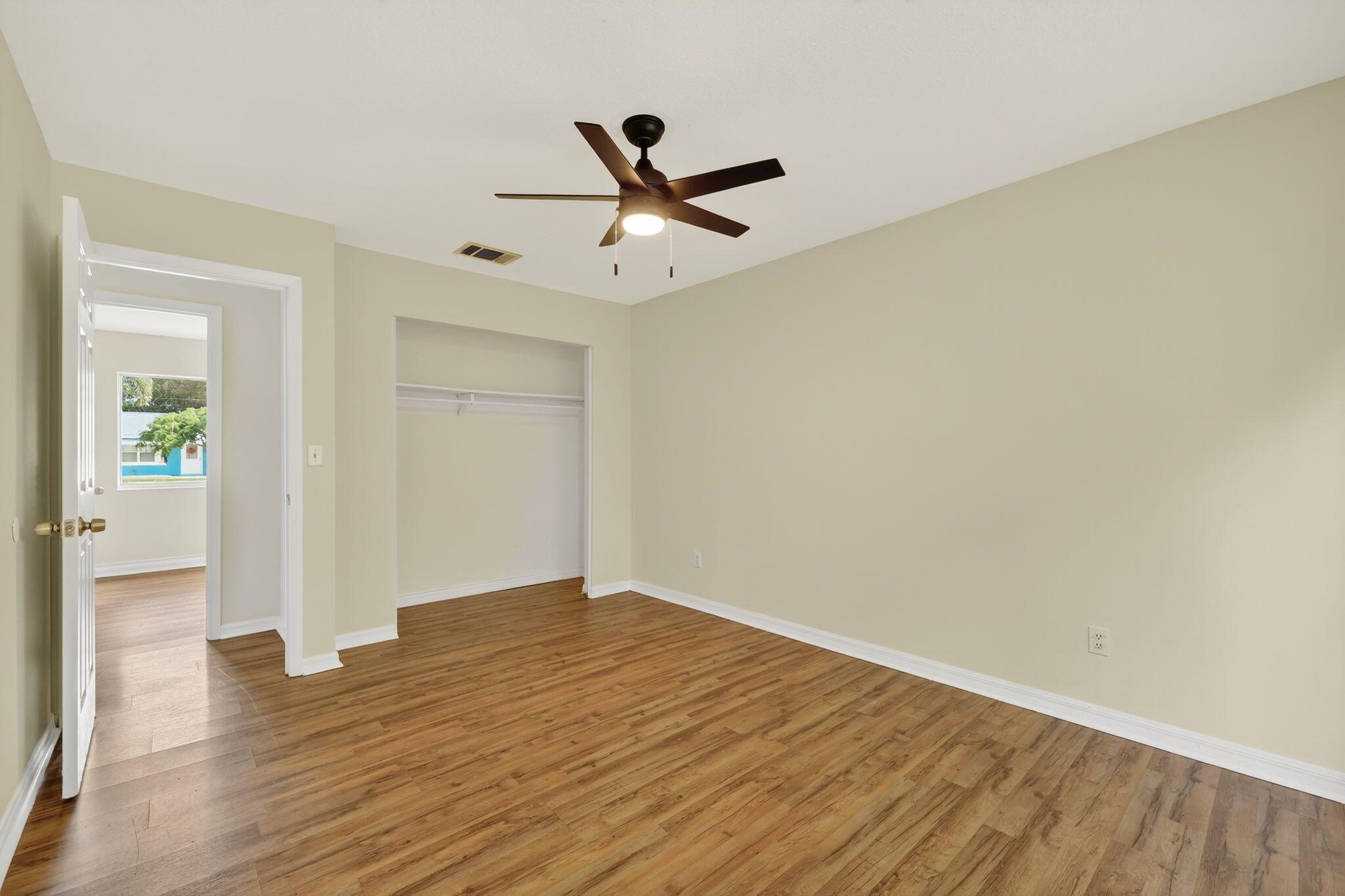 PORT ST LUCIE SECTION 18 - Residential Lease