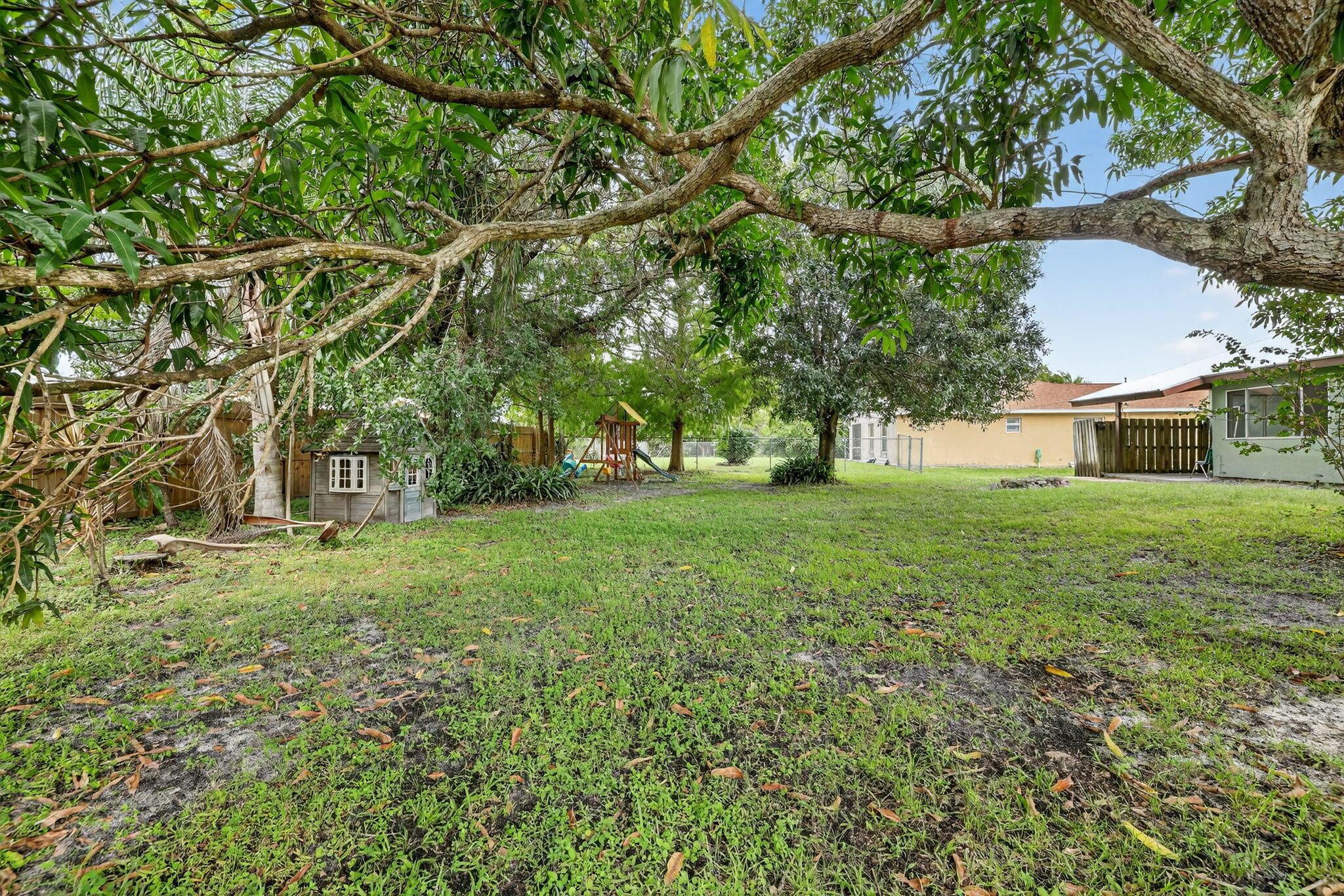 PORT ST LUCIE SECTION 18 - Residential Lease