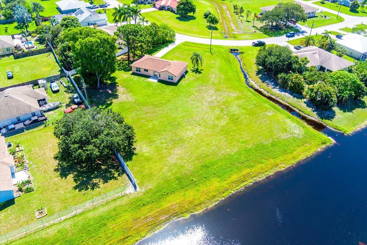PORT ST LUCIE SECTION 40 - Residential Lease