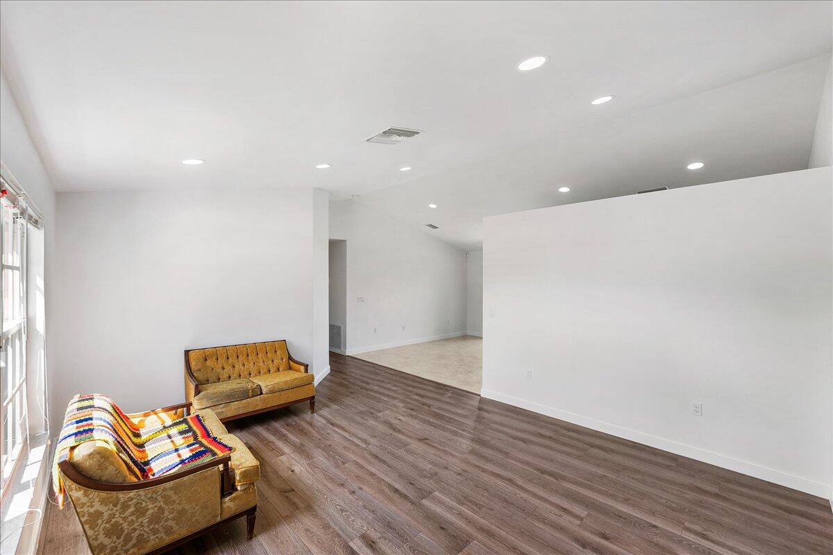 PORT ST LUCIE SECTION 40 - Residential Lease