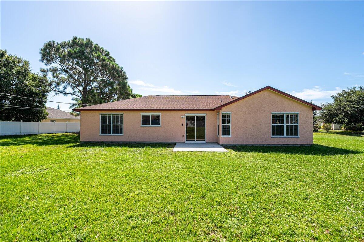 PORT ST LUCIE SECTION 40 - Residential Lease