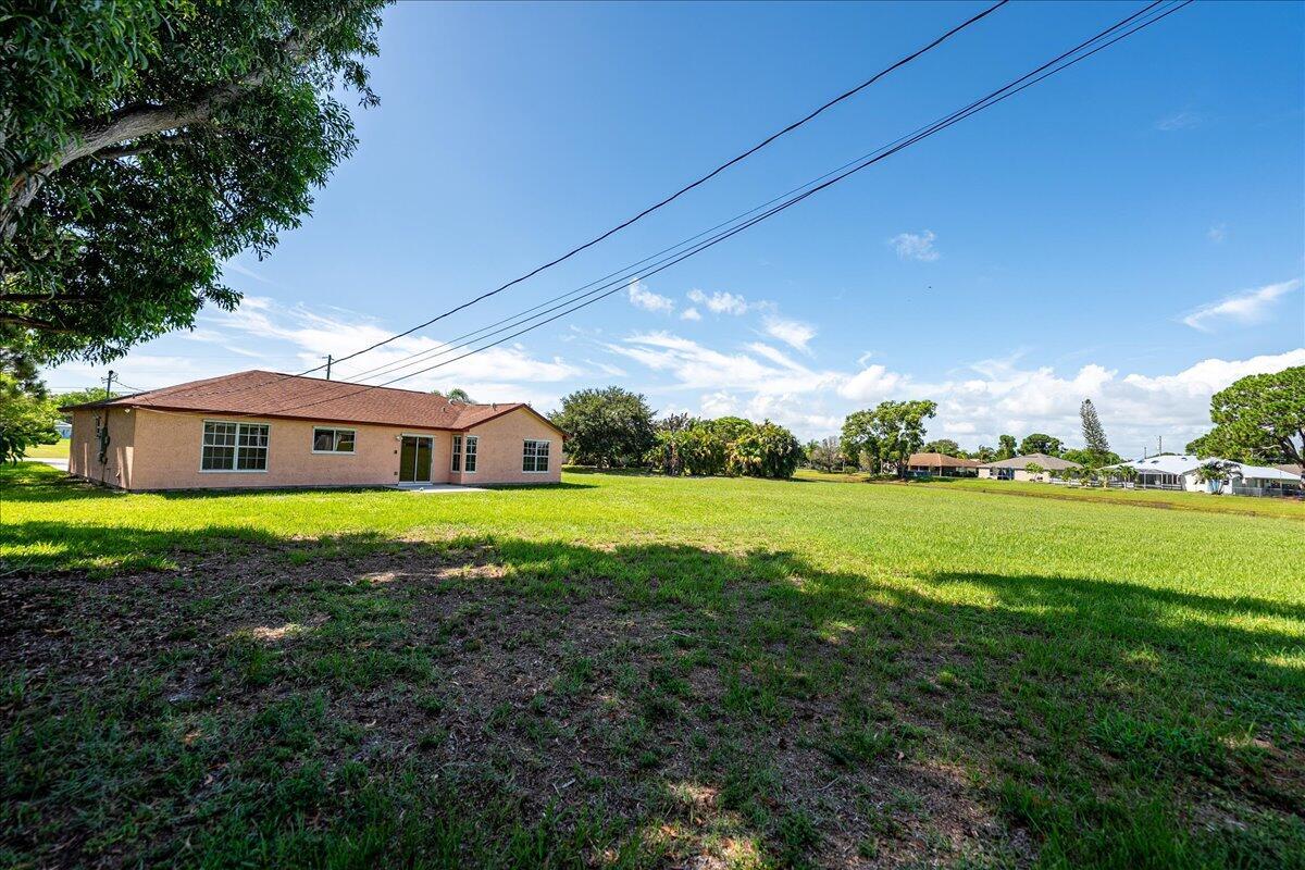 PORT ST LUCIE SECTION 40 - Residential Lease