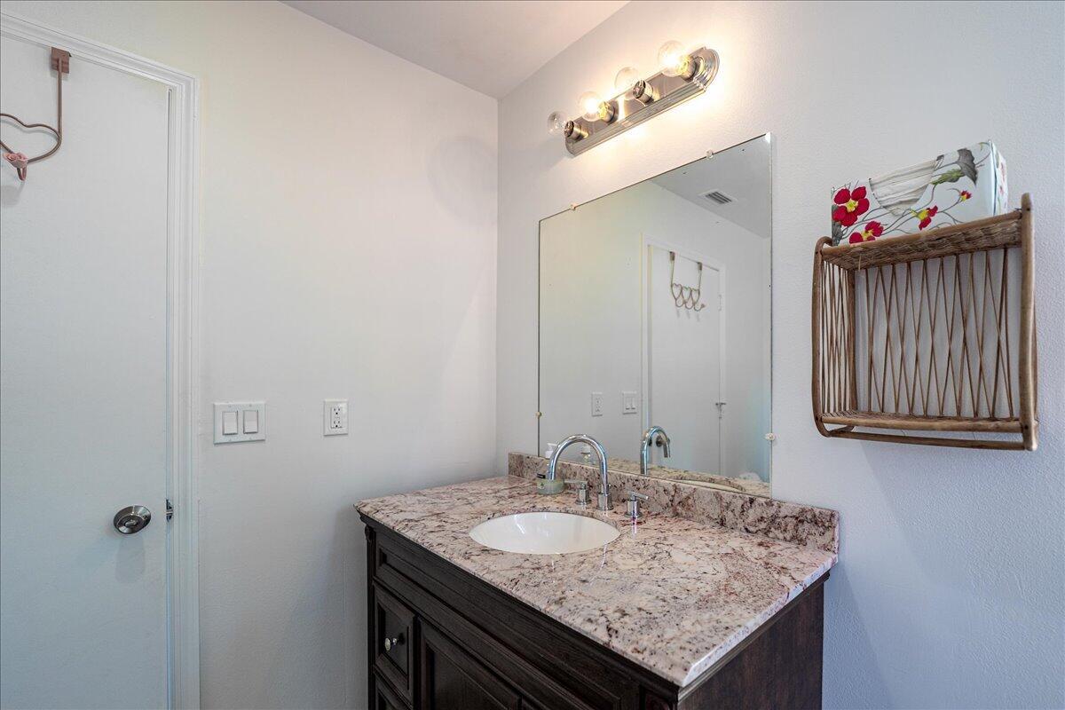 PORT ST LUCIE SECTION 40 - Residential Lease