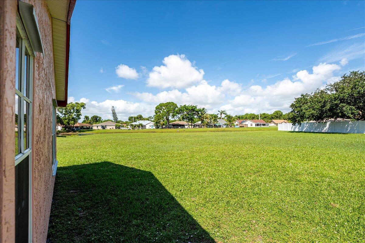PORT ST LUCIE SECTION 40 - Residential Lease