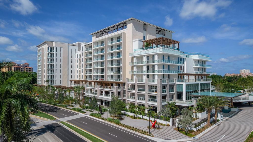 Photo of 200 SE Mizner Boulevard #611, Boca Raton, FL 33432 (MLS # R10867505)