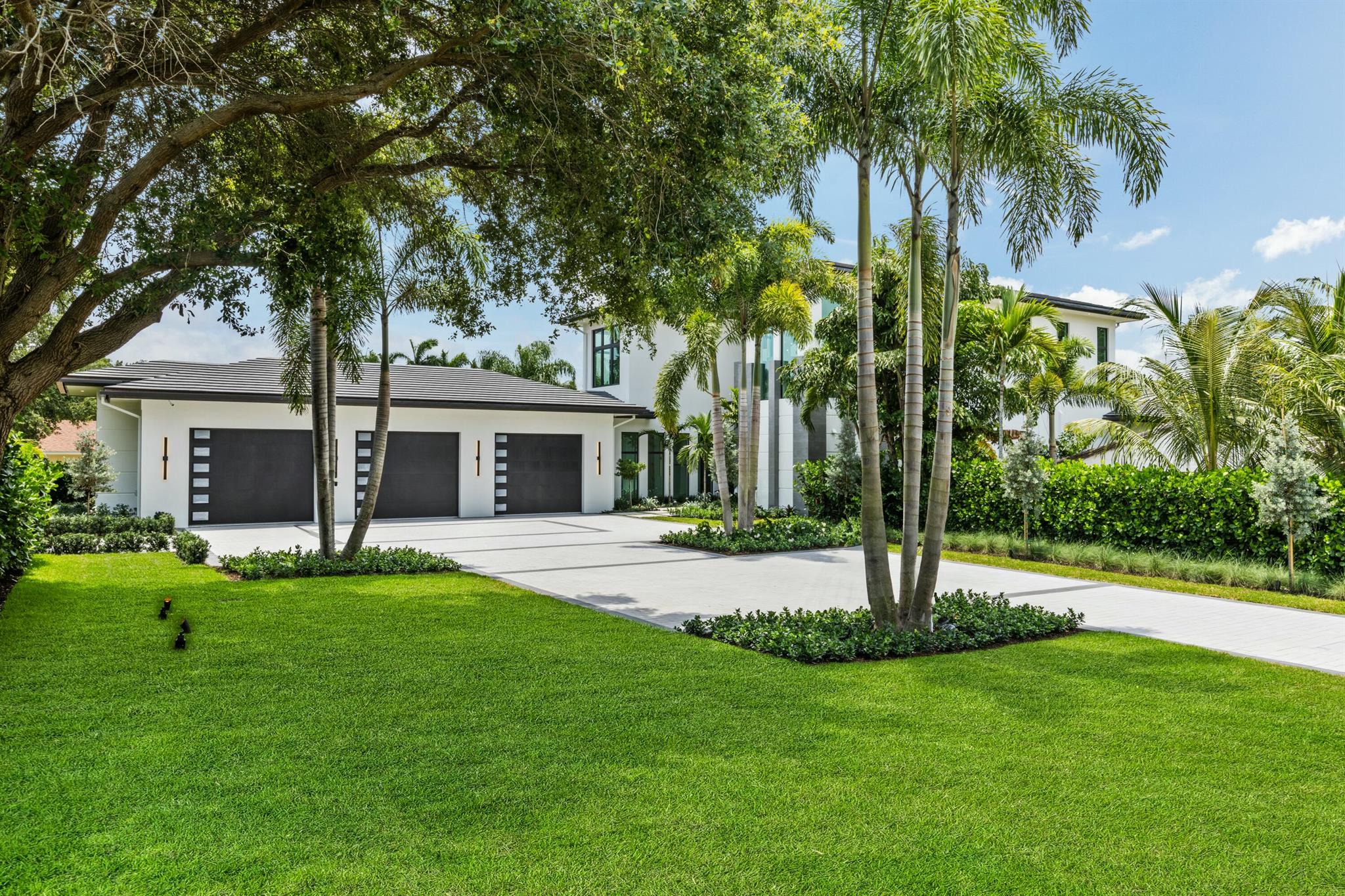 2085 Vitex Lane