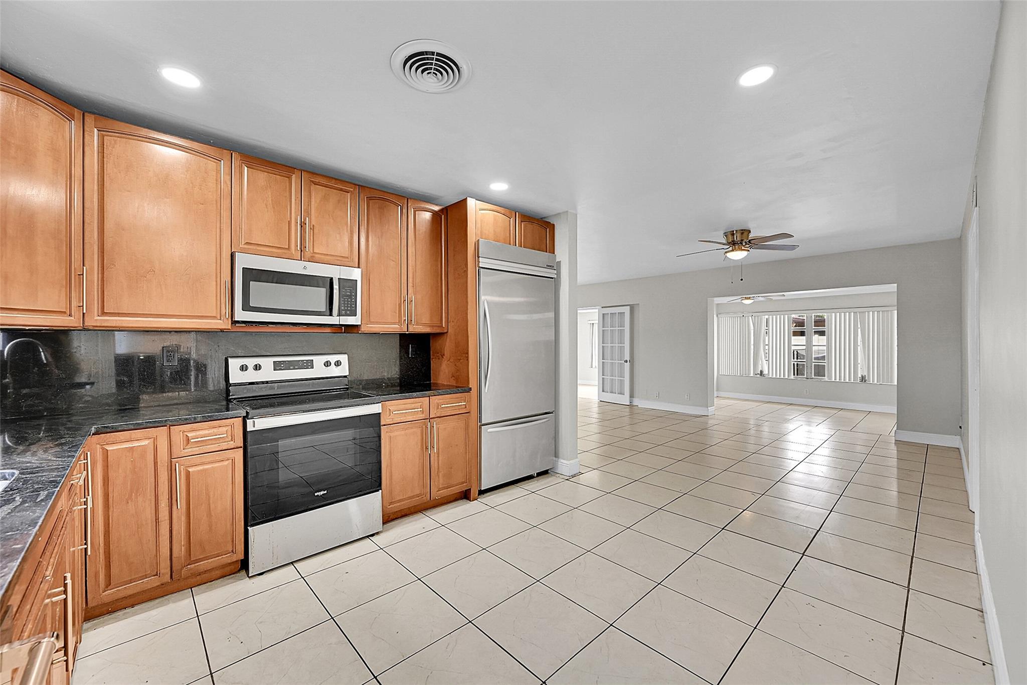 BIG-Bright-Open Design! Immaculate. Sparkling Pool Diamond pool 08/2025. Huge Screened Patio perfect to entertain or family dining. Large Walk-in Closets in EVERY BEDROOM. 5th Bedroom for office/den, Privacy floor plan Near new hi-end cabinets in kitchen/breakfast area. Top of the Line designer refrigerator and Kitchen Aid Appliances 1 yr new. Immaculate Condition. Enormous Screened Patio perfect to entertain or family dining. Inside laundry with deluxe washer & dryer, & additional cabinets. Cool, efficient AC, fans, New paint throughout, Energy saving LED lighting, Huge fenced lot. NO HOA Space for boat, RV, etc. inside locked gate. Wide open kitchen room for eat-in. 5th Bedroom or office or den. Renter Insurance provided by Tenant. Background/Income/Credit standards are required.