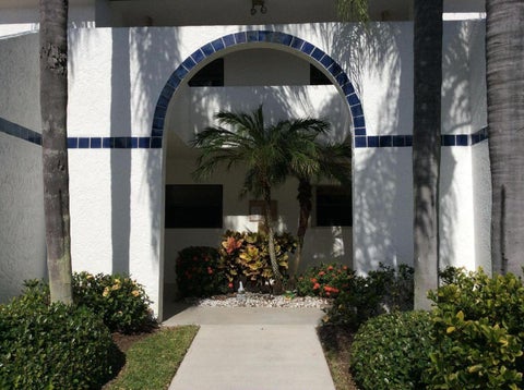Photo of 6021 SE Landing Way #2, Stuart, FL 34997 (MLS # B26087467)