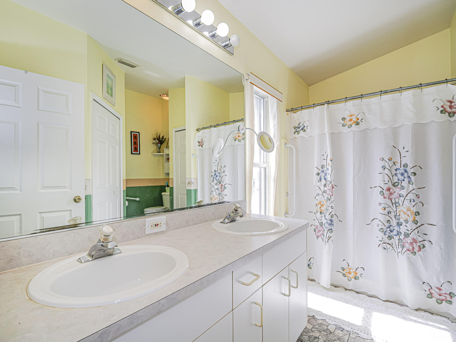 WATERFORD LAKES PHASE I SUBDIVISION - Residential