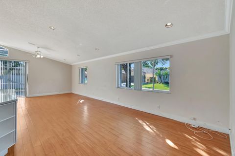 A home in Deerfield Beach