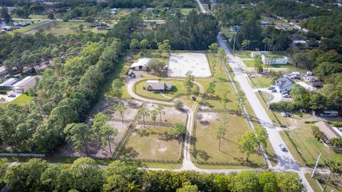 A home in Loxahatchee