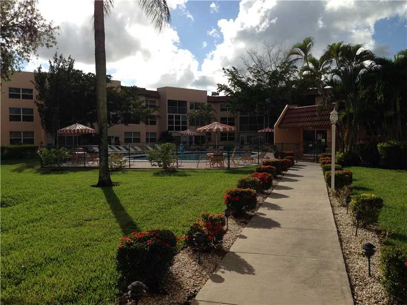 Royal Park Gardens - Residential