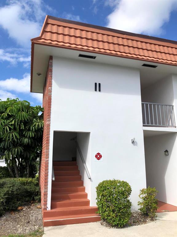 VISTA PINES CONDO - Residential Lease