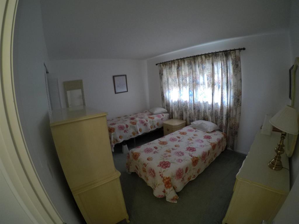 VISTA PINES CONDO - Residential Lease