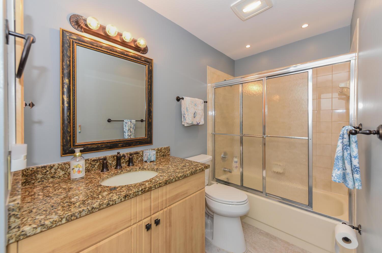 EAGLEWOOD - Residential