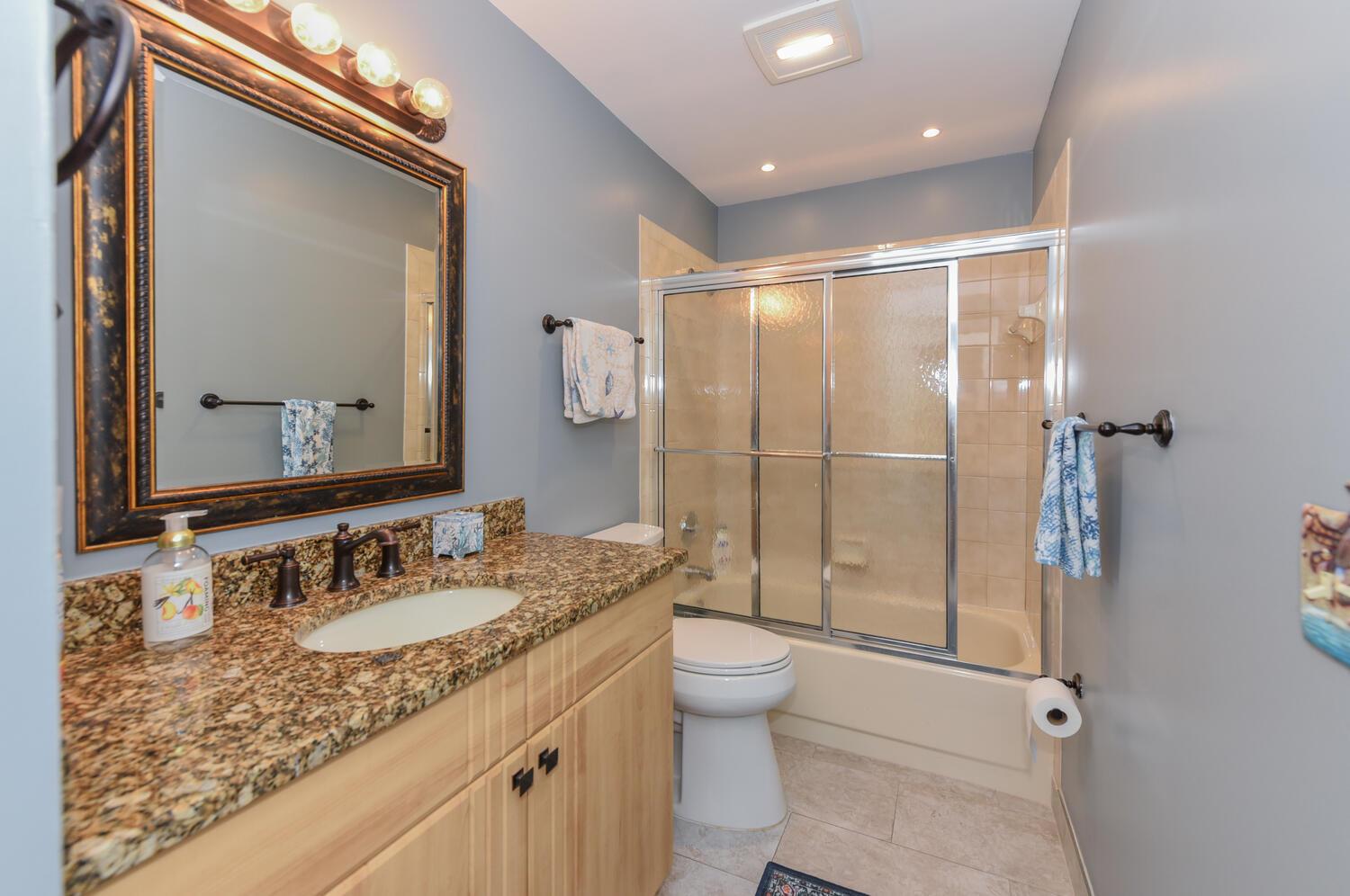 EAGLEWOOD - Residential