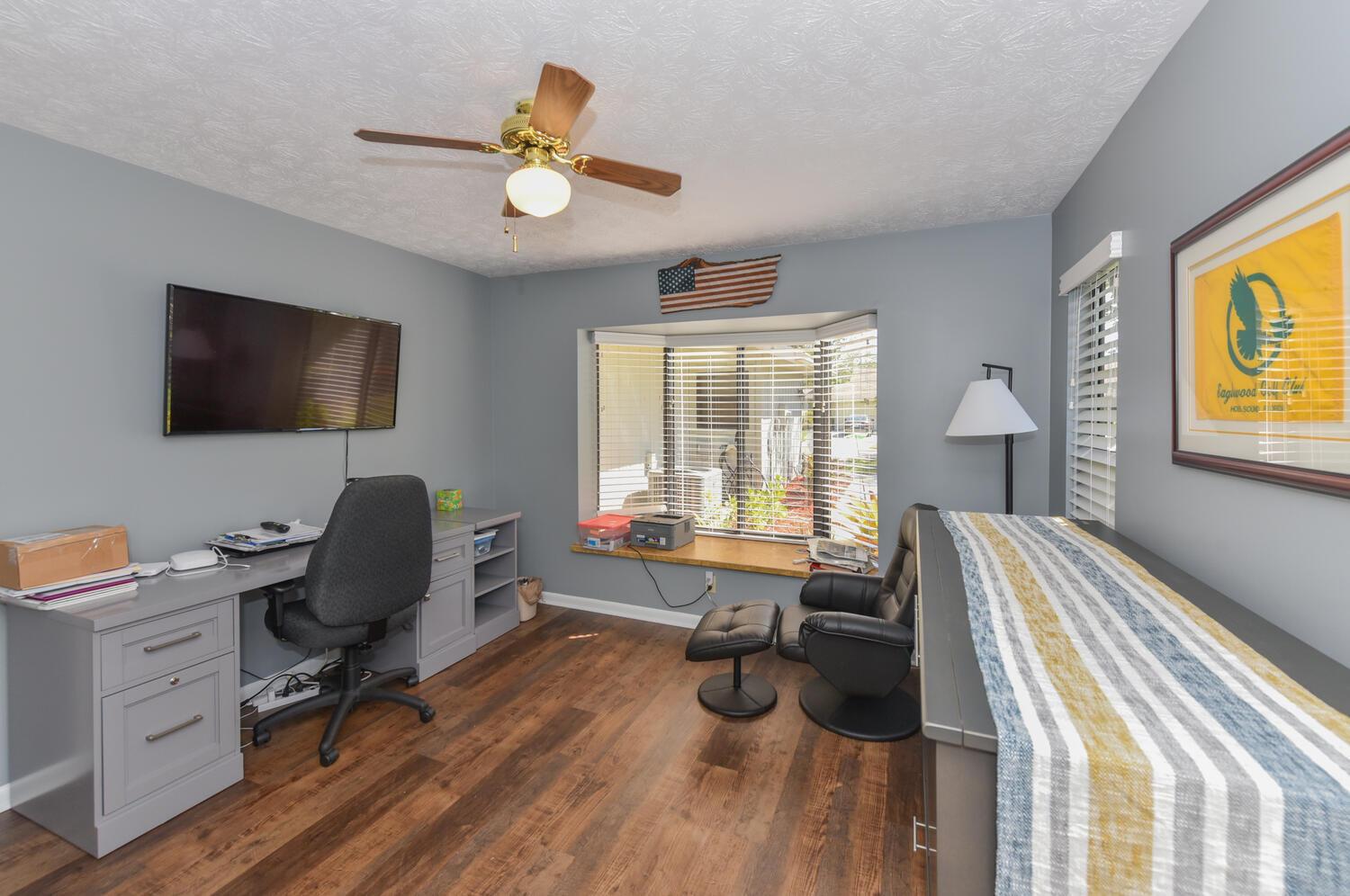 EAGLEWOOD - Residential