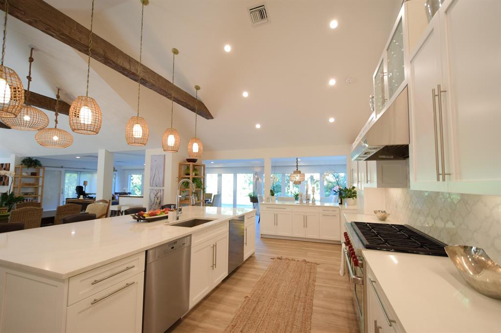 JUPITER ISLAND - Residential