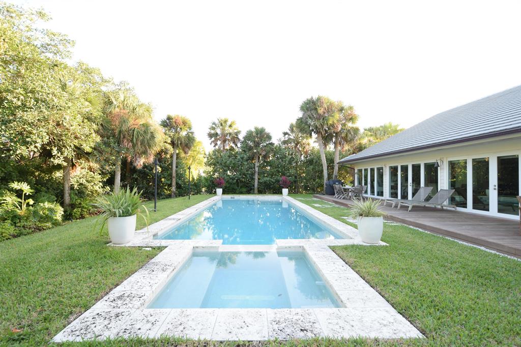 JUPITER ISLAND - Residential