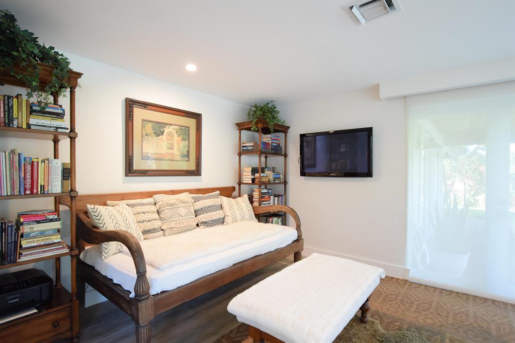 JUPITER ISLAND - Residential