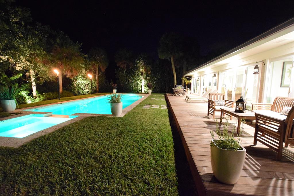 JUPITER ISLAND - Residential