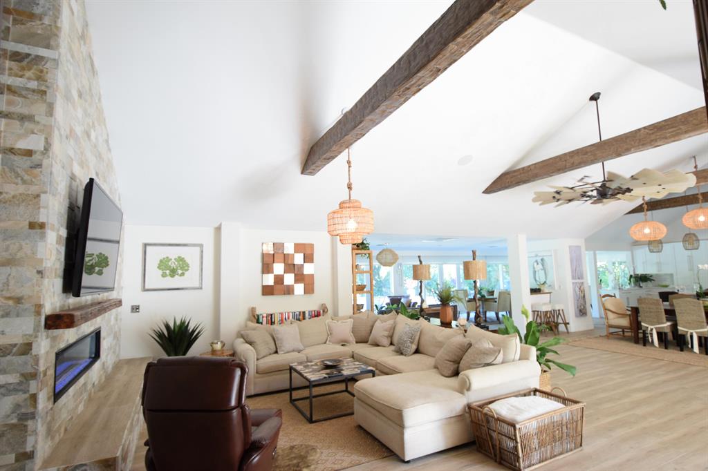 JUPITER ISLAND - Residential