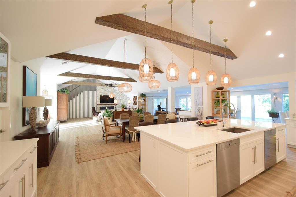 JUPITER ISLAND - Residential