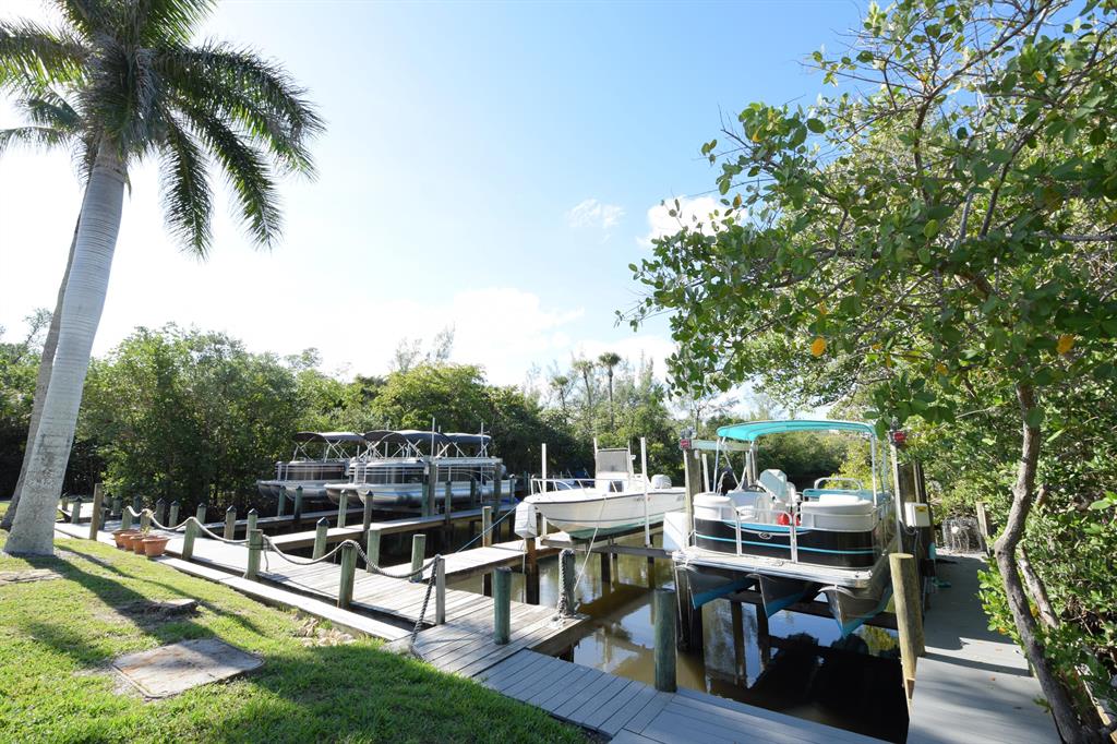 JUPITER ISLAND - Residential