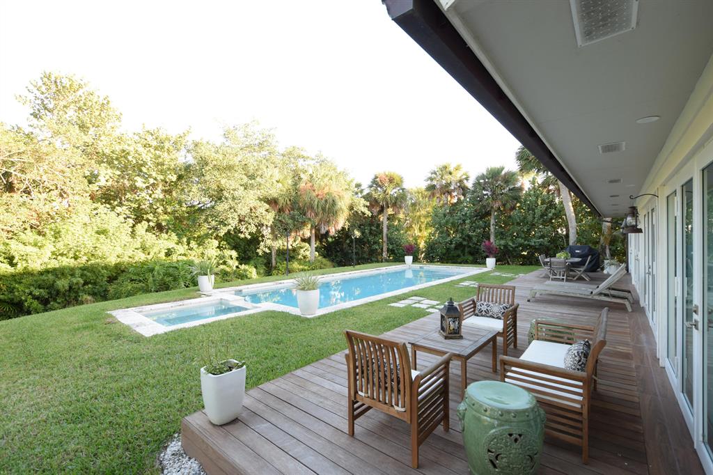 JUPITER ISLAND - Residential