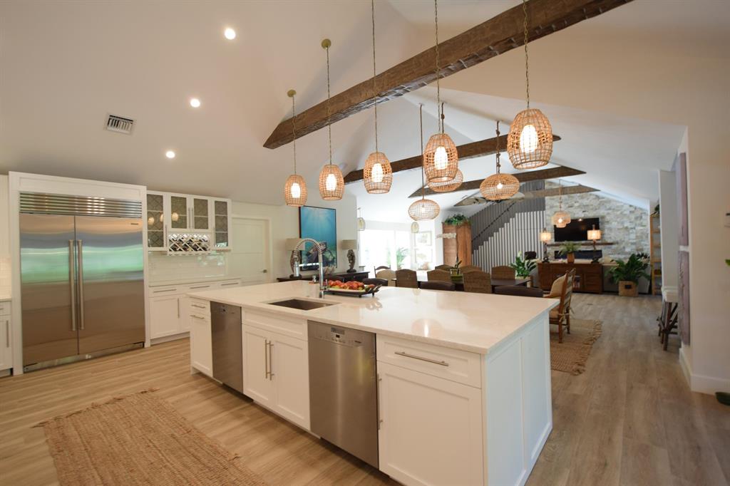 JUPITER ISLAND - Residential