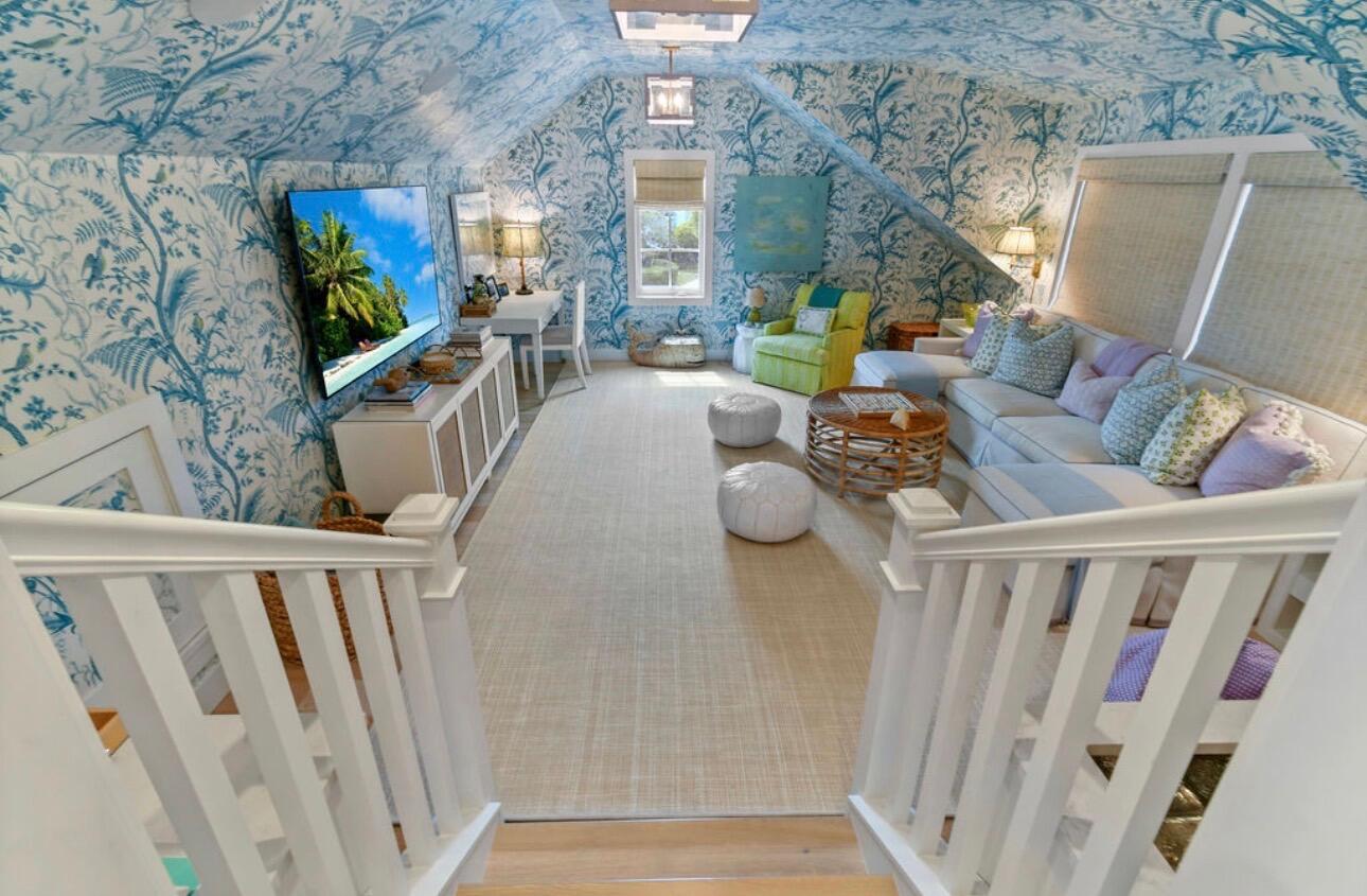 JUPITER INLET BEACH COLONY - Residential
