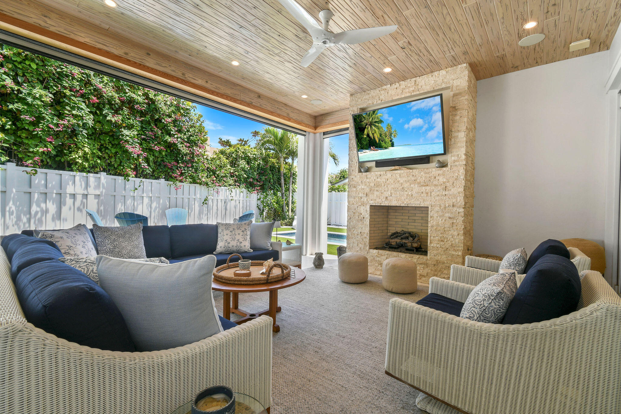 JUPITER INLET BEACH COLONY - Residential